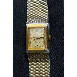 Vtg 70s Timex Cell Electric Wrist Watch FOR PARTS Milanese Stainless Steel Woman